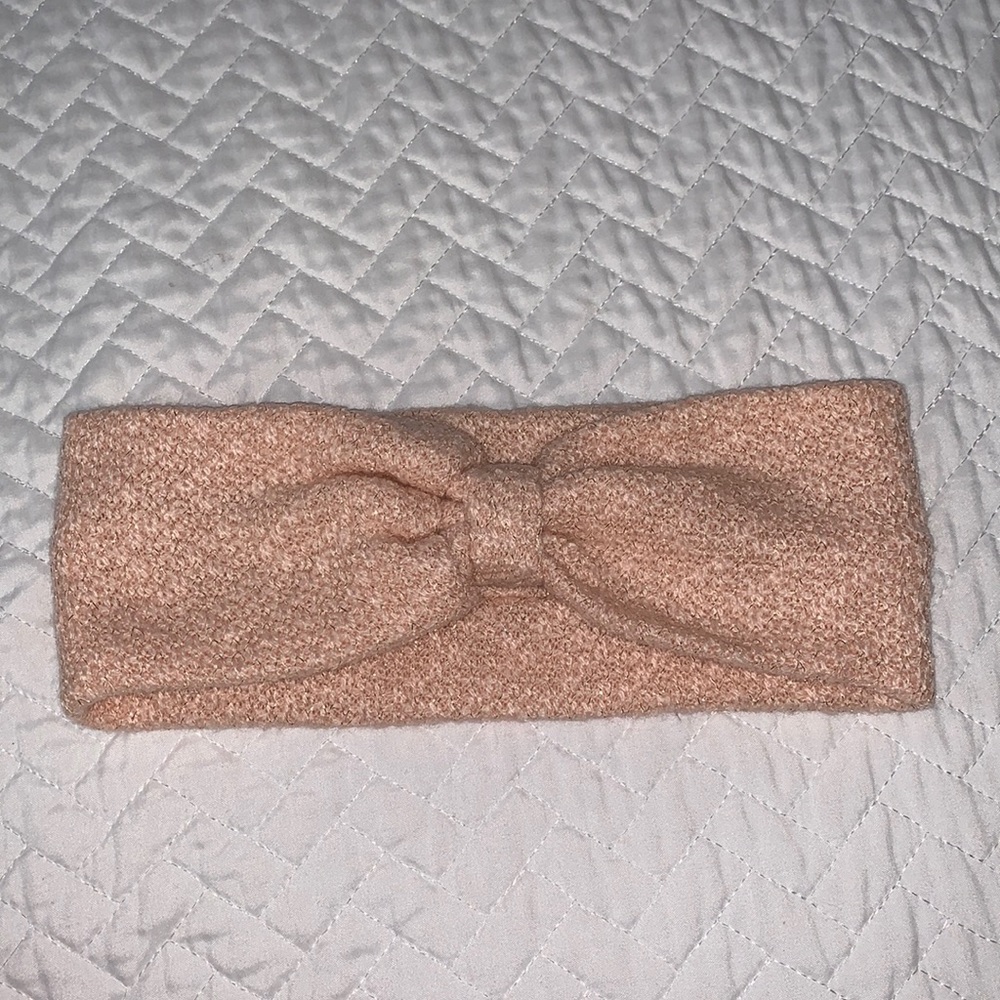 BOW FRONT HEADBAND
